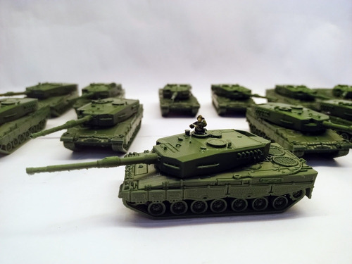 Tanque De Guerra Escala Ho + Soldado. Maqueta Imp 3d