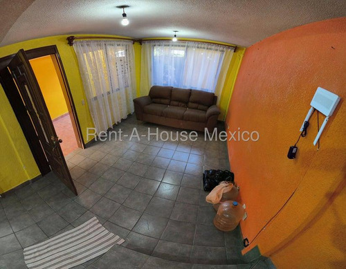 Casa En Renta En Villas De Guadalupe Xalostoc, Ecatepec De Morelos Jl 25-2937.