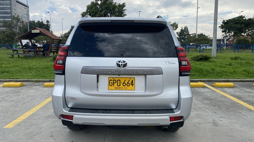 Imagen 6 de 20 de Toyota Prado