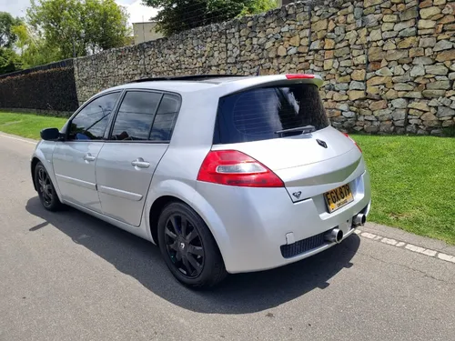 Renault Megane 2 2.0 Dynamique Fase 2 Hb