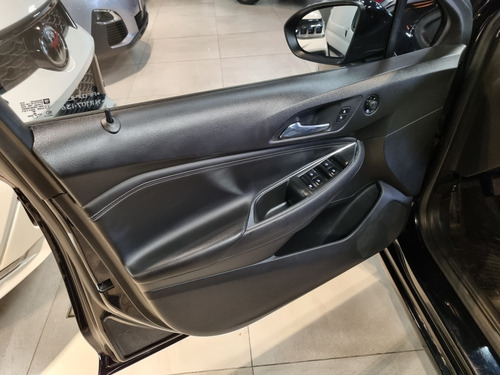 Chevrolet Cruze II 1.4 Sedan Lt