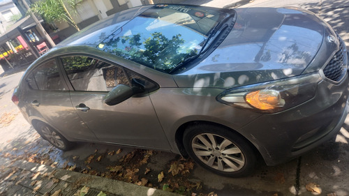 Kia Cerato 1.6 Ex At6