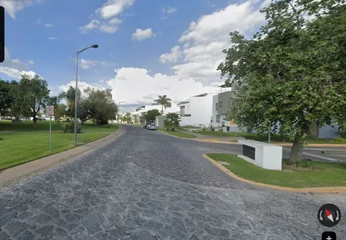 Casa Ubicada En Colonia Valle Imperial Zapopan, Jalisco. Con 5 Recamaras Y 451m2. A Unos Minutos De Club De Golf Valle Imperial.