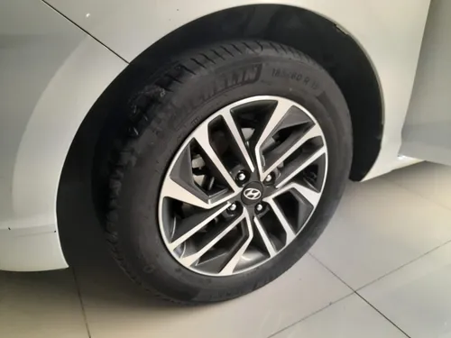 Hyundai Accent 1.6 Advance Mt