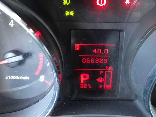 Imagem 10 de 13 de Mitsubishi Asx 2.0 4x2 16v Gasolina 4p Automático 2014/2015