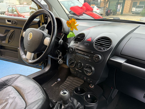 Volkswagen New Beetle Volkswagen New Beetle 2.0 (Aut)
