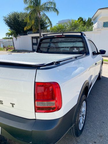 Volkswagen Saveiro 1.6 Robust Cab. Simples Total Flex 2p