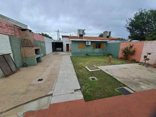 Venta 2 Casas- 4 Dorm Exc Estado- Ipv Villa Posse