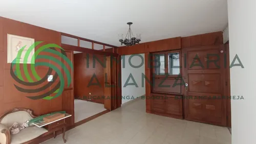 Apartamento En Venta En Cabecera Del Llano. Cod V61697