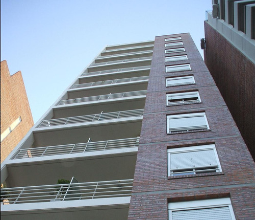 Moreno Al 1300 Alquiler Departamento 1 Dormitorio En Rosario