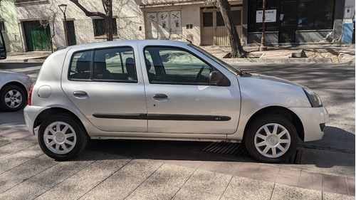 Renault Clio 1.2 Authentique Pack Ii 75cv