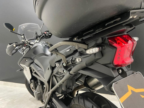 Imagem 9 de 13 de Triumph Tiger 800 Xrx 2019 - 17.300km