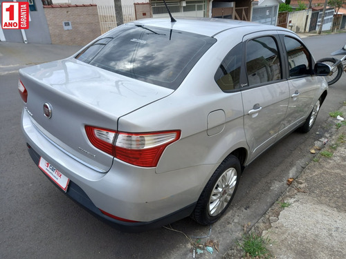 Imagem 4 de 15 de Fiat Grand Siena 1.4 Mpi Attractive 8v Flex 4p Manual