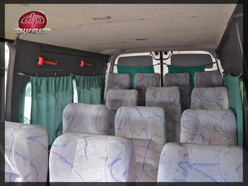 Van Passageiro Renault Master 2.5 L2h2 16 Lugares