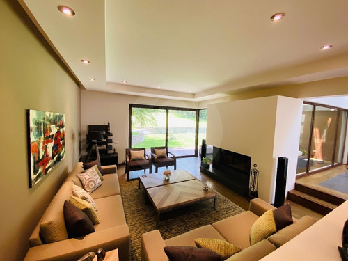 Casa En Venta En Club De Golf Los Encinos
