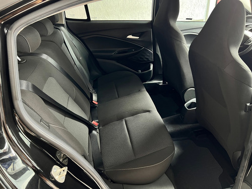 Chevrolet Onix plus 1.0 Lt Turbo 4p