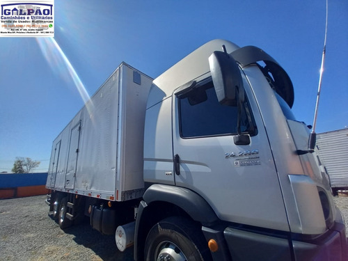 Imagem 5 de 15 de Vw 24.280 Crm 6x2 Cabine Leito - (2013)