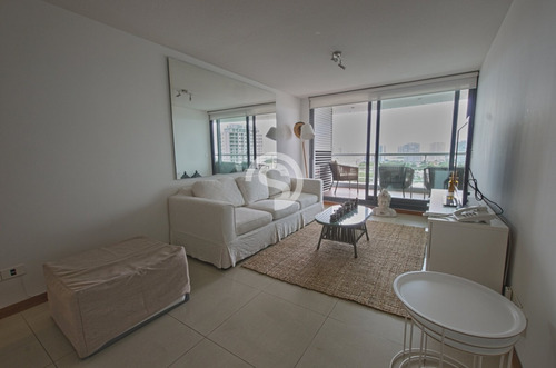 Apartamento 2 Dormitorios En Suite En Alquiler- Ref: 3350