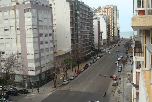 Imagen 11 de 12 de Dpto 2 Amb. A La Calle