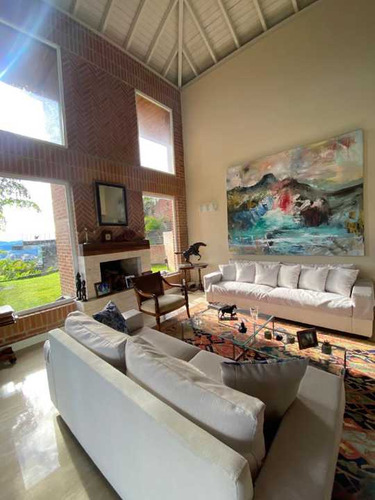 Venta Casa Alto Hatillo Con Vista Al Avila