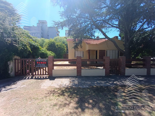 2 Casas En Lote De 1000m2, Excelente Parque!!