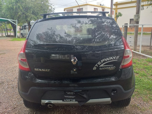 Renault Stepway Año 2013 Con Gnc 2 Tubos Y Cuero