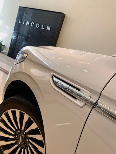 Imagen 4 de 11 de Lincoln Navigator Reserve L 2021