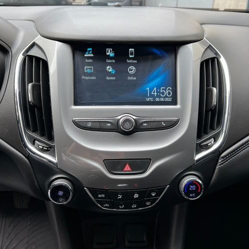Imagen 8 de 16 de Chevrolet Cruze Lt Mt 5p 2020