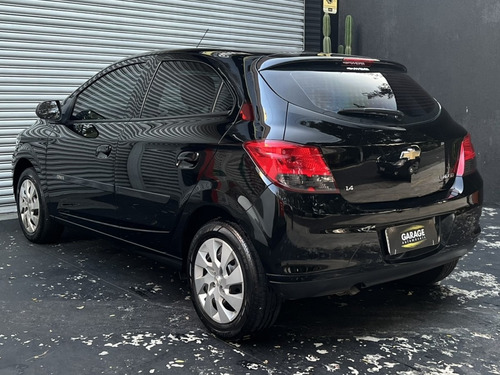 Chevrolet Onix 1.4 Lt 5p