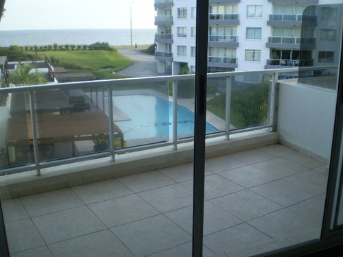 Venta De Apartamento 2 Dormitorios En Pinares, Punta Del Est