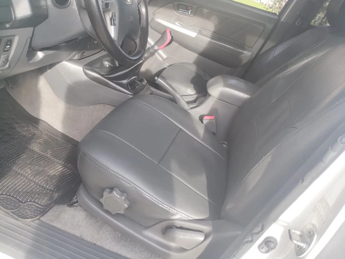 Toyota Hilux 3.0 Srv 163 hp
