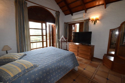 Casa Con Piscina Muy Cómoda, Ideal Para Veranear!!- Ref: 185