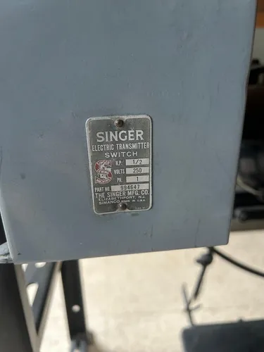Fileteadora Industrial Singer (Usado)