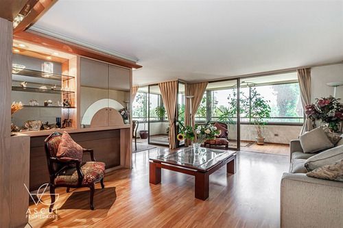 Departamento En Venta De 3 Dorm. En Las Condes
