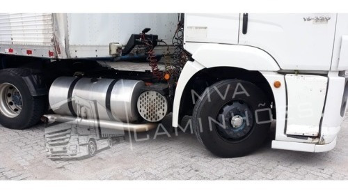 Caminhão Volkswagen 19-320 - 4x2 T