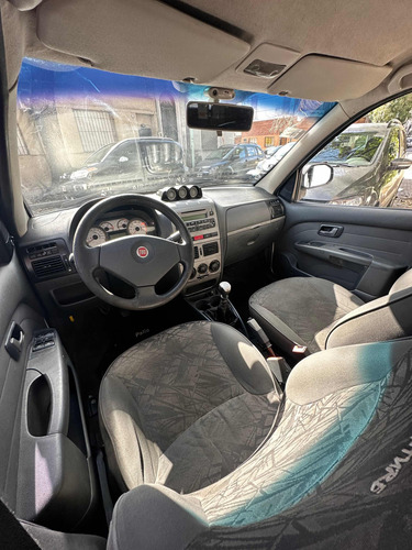 Fiat Palio 1.8 Adventure Locker