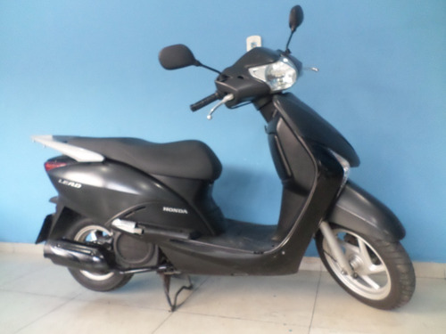 Imagem 3 de 7 de Honda Lead