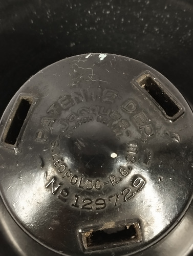 Suporte Para Espeto De Mesa Antigo Baquelite (Usado)