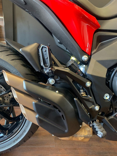 Imagen 14 de 25 de Mv Turismo Veloce Rosso 800 2022, No Ducati, No Bmw, No Ktm.