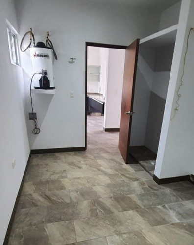 Imagen 10 de 18 de Renta De Amplio Departamento En San Ramon Norte En Merida