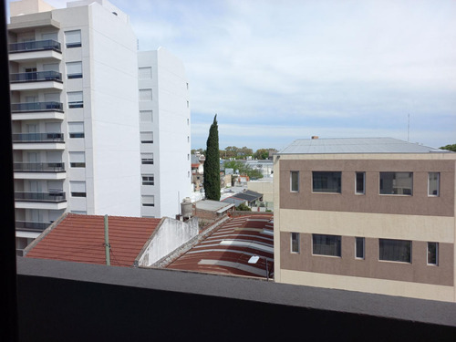 Departamento En Alquiler 2amb Con Balcón