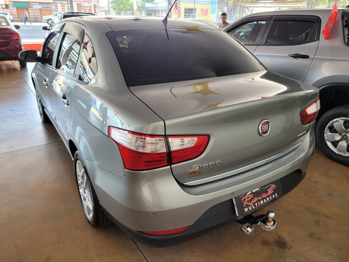 Imagem 9 de 10 de Fiat Grand Siena Essence 1.6