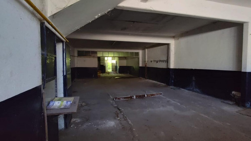 Imagen 11 de 12 de Local Venta - 7,50x40mts - 300mts2 Totales - La Plata