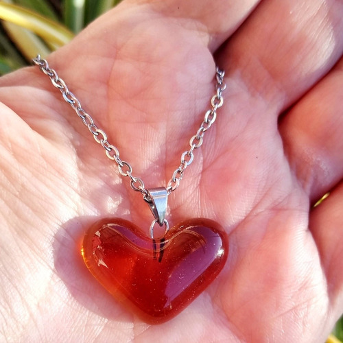 Imagen 2 de 2 de Collar De Corazón Mini Liso De Vidrio Y Acero