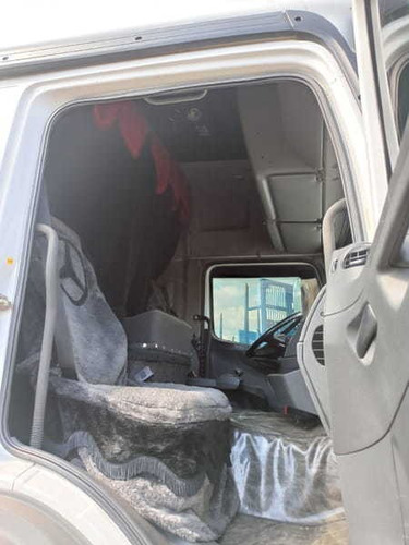 Imagem 15 de 15 de Mercedes Benz Mb 2544 2013