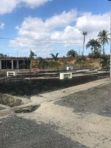 Imagen 6 de 16 de Solar De 187 M2 Barato Con 1000 Pesos Menor Por M2 829-456-8443 Tiene Su Título De Propiedad Al Día Y Deslinde Puedes Empezar A Construir Con El Pago De Rd$143,990 De Inicial