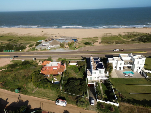 Excelente Lote En Frente Al Mar En Montoya