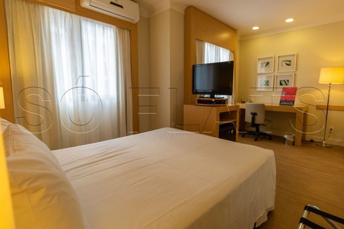 Imagem 2 de 15 de Flat No Campo Belo A Venda Fora Do Pool - Sf33437