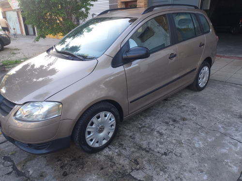 Volkswagen Suran 1.6 I Comfortline 60a
