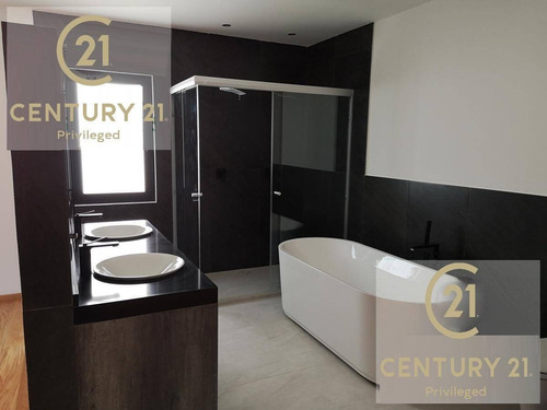 Imagen 7 de 26 de Venta De Casa En Rincón Los Encinos, Lerma Amomolulco, Estado De México.